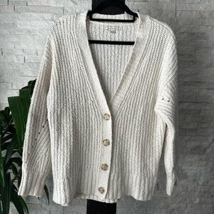 American Eagle Cream Knit V Neck Cardigan Grandpa Fisherman Sweater Size M
